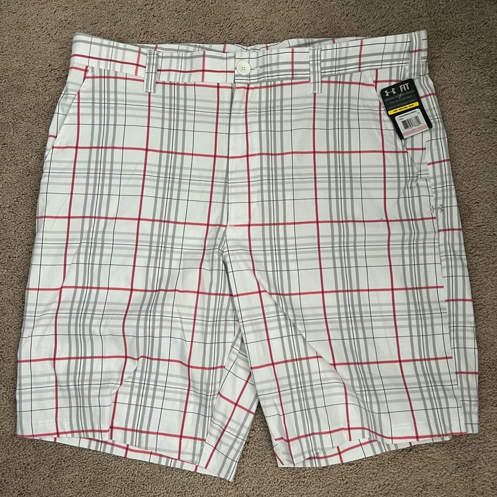 Men’s Under Armor golf shorts